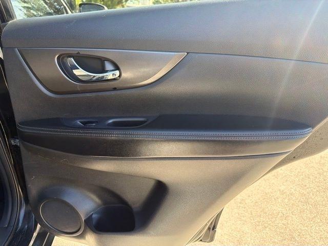 Nissan Rogue  2014