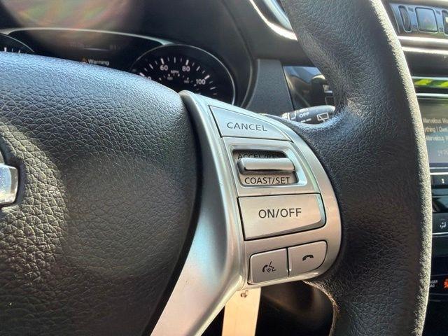Nissan Rogue  2014
