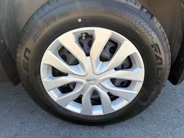 Nissan Rogue  2014
