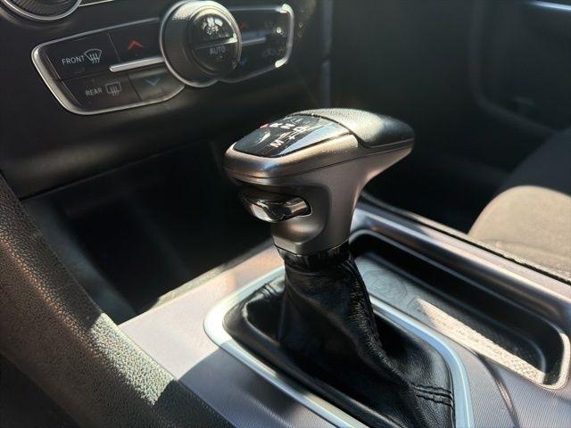 Dodge Charger  2021