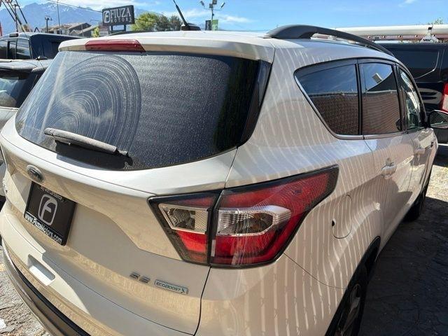Ford Escape  2017