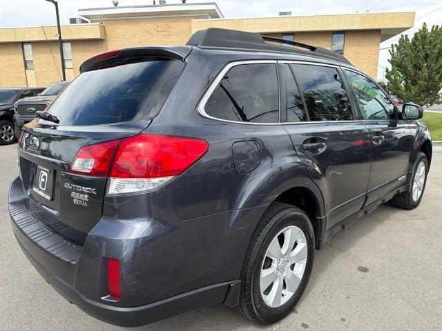 Subaru Outback  2010