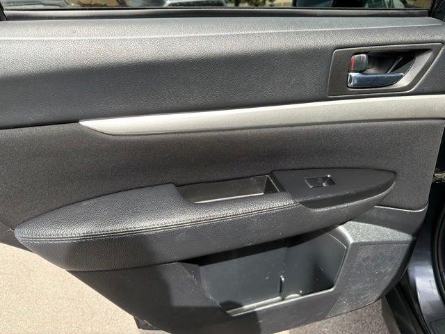 Subaru Outback  2010