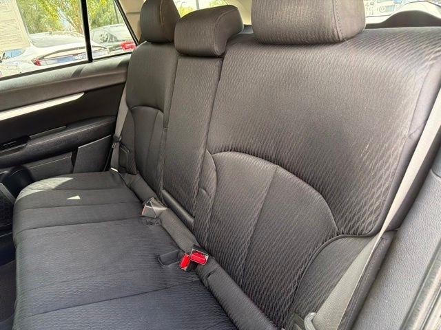 Subaru Outback  2010