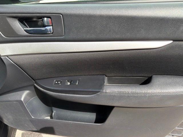 Subaru Outback  2010