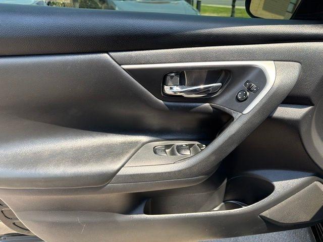 Nissan Altima  2018