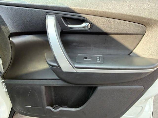 GMC Acadia  2012