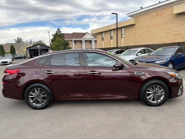 Kia Optima  2019