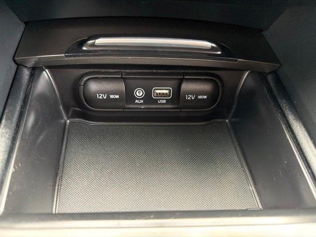 Kia Optima  2019