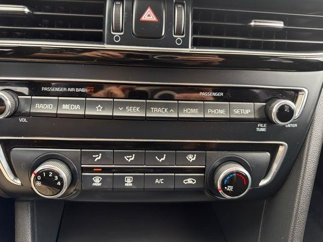Kia Optima  2019