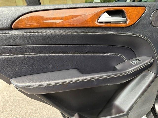 Mercedes-Benz M-Class  2013