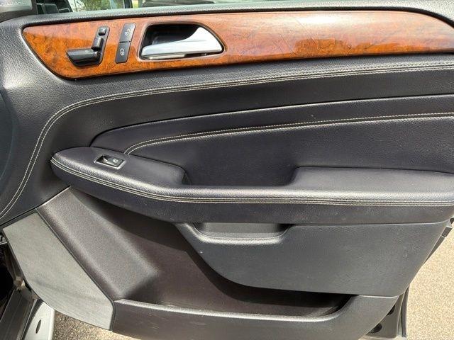 Mercedes-Benz M-Class  2013