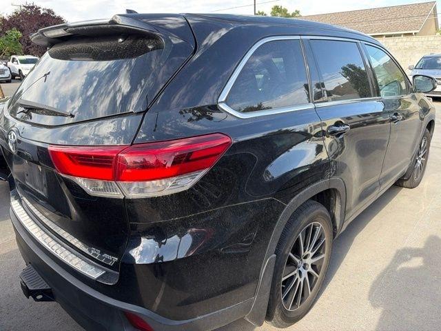 Toyota Highlander  2017