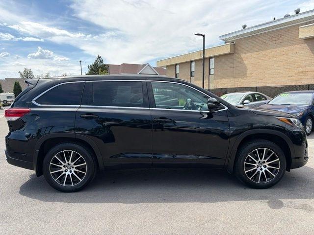 Toyota Highlander  2017