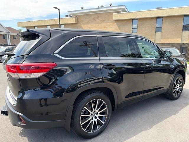 Toyota Highlander  2017