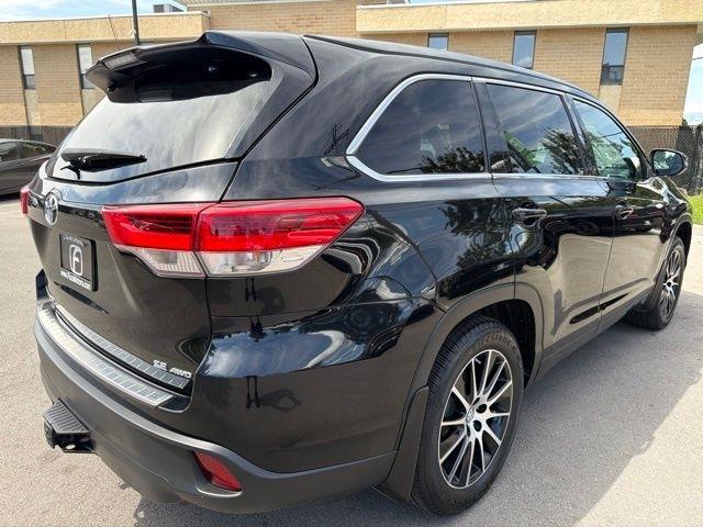 Toyota Highlander  2017