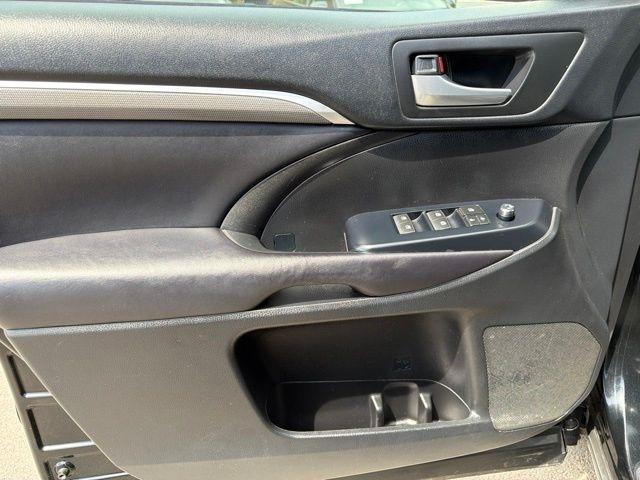 Toyota Highlander  2017
