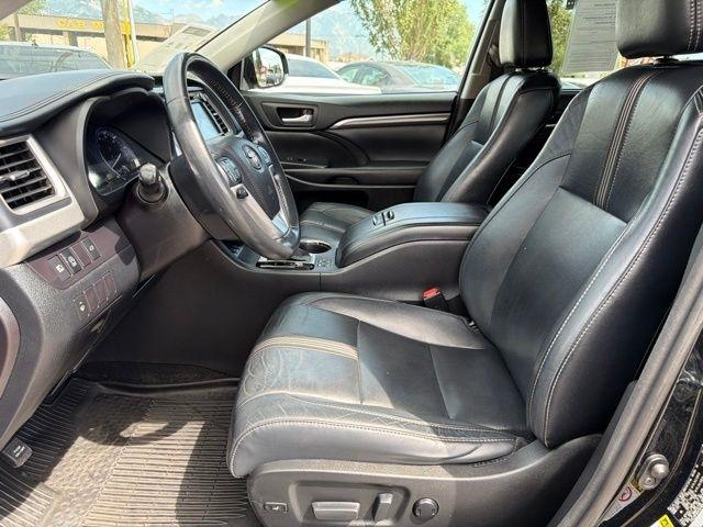 Toyota Highlander  2017