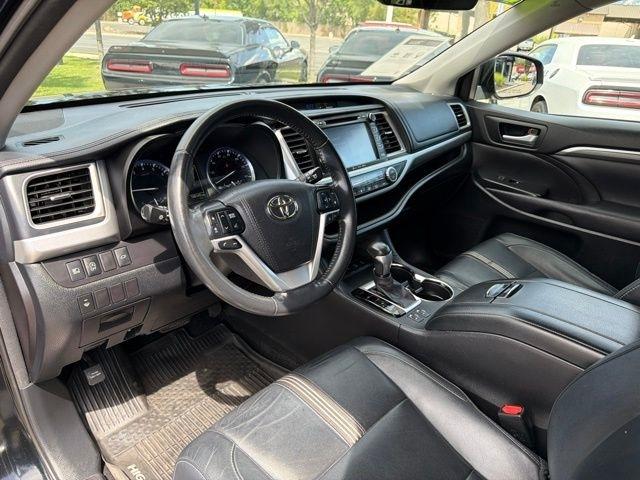 Toyota Highlander  2017