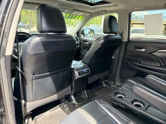 Toyota Highlander  2017