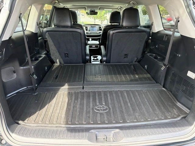 Toyota Highlander  2017