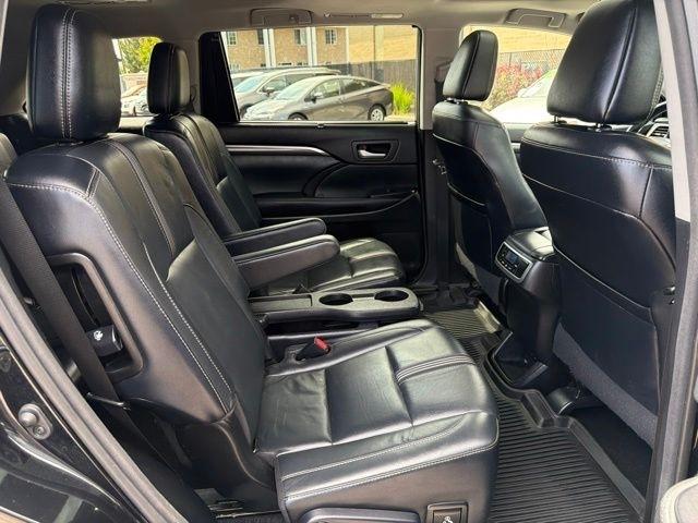 Toyota Highlander  2017
