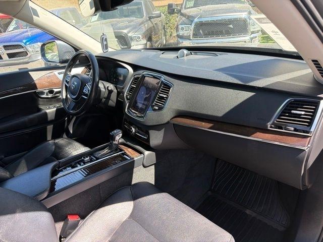 Volvo XC90  2016