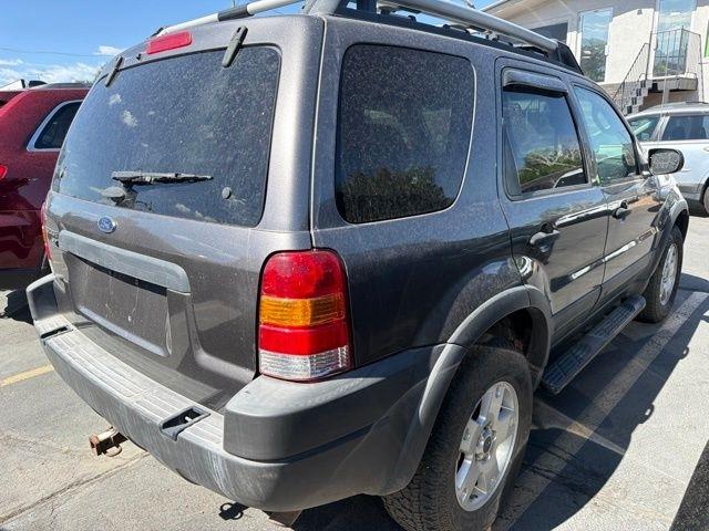 Ford Escape  2003