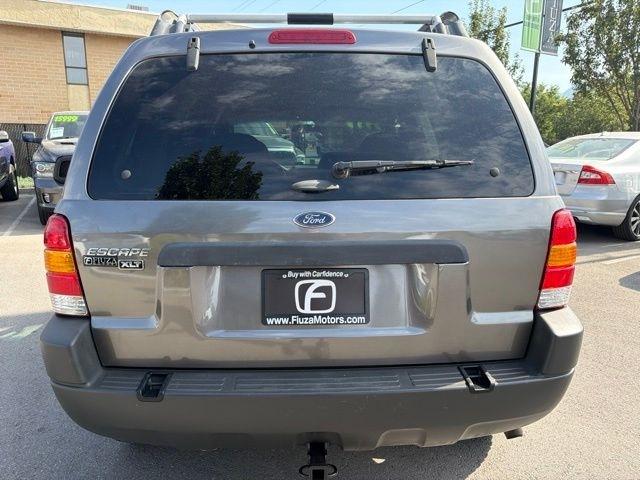 Ford Escape  2003