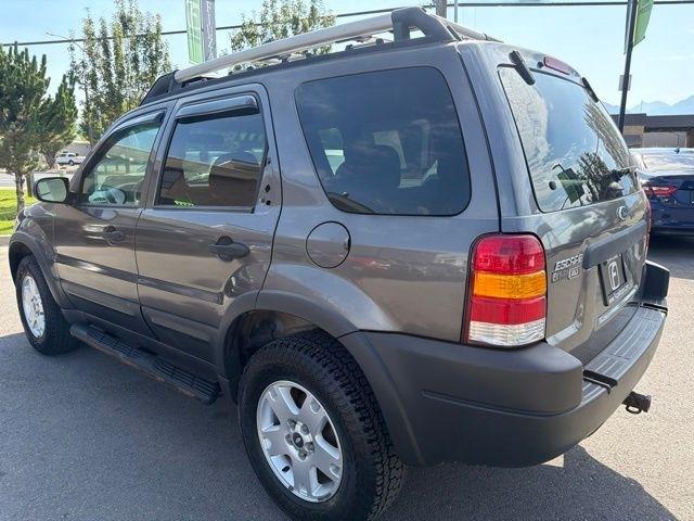 Ford Escape  2003