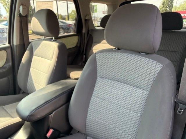 Ford Escape  2003