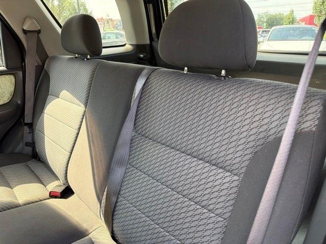 Ford Escape  2003