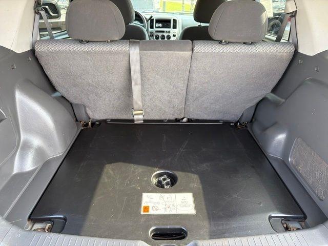 Ford Escape  2003