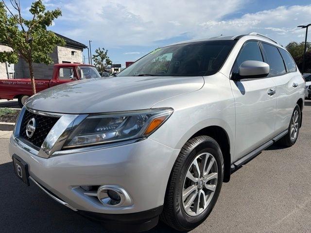 Nissan Pathfinder  2016