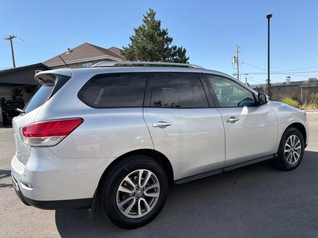 Nissan Pathfinder  2016