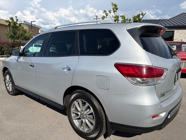 Nissan Pathfinder  2016