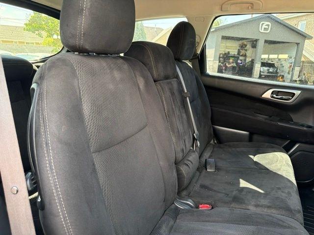 Nissan Pathfinder  2016