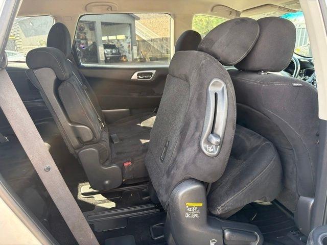 Nissan Pathfinder  2016
