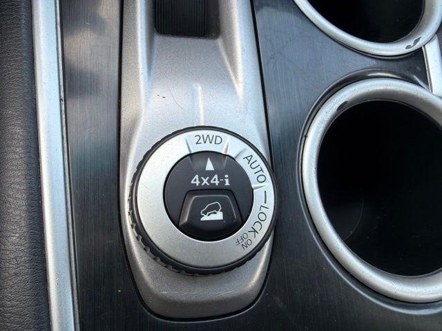 Nissan Pathfinder  2016