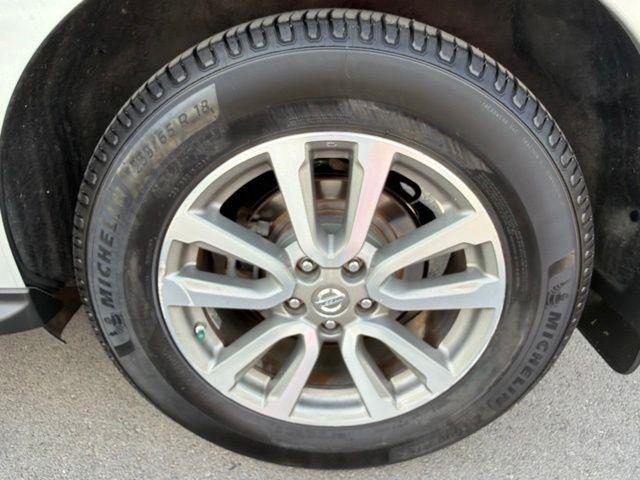 Nissan Pathfinder  2016