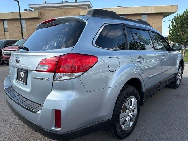 Subaru Outback  2013