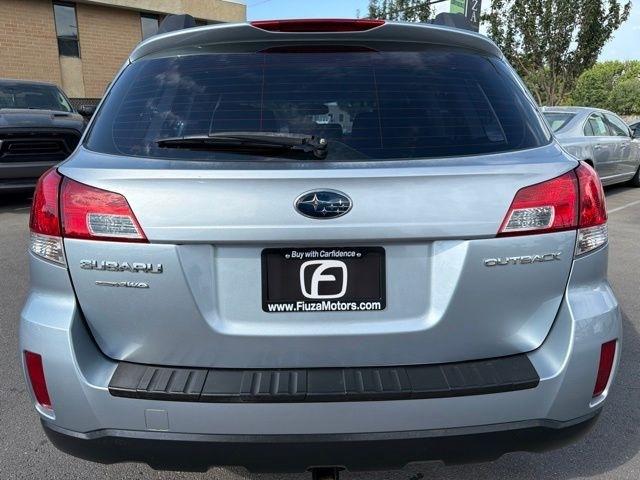 Subaru Outback  2013