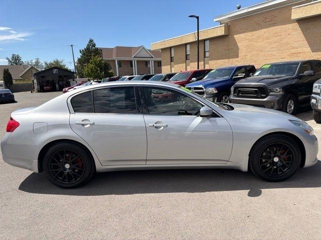 Infiniti G37 Sedan  2013