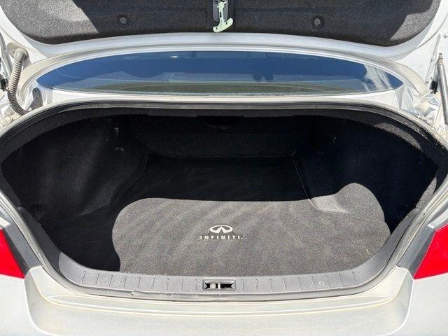 Infiniti G37 Sedan  2013