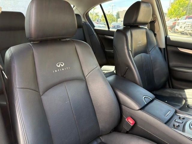 Infiniti G37 Sedan  2013