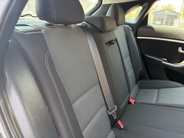 Hyundai Elantra GT  2013