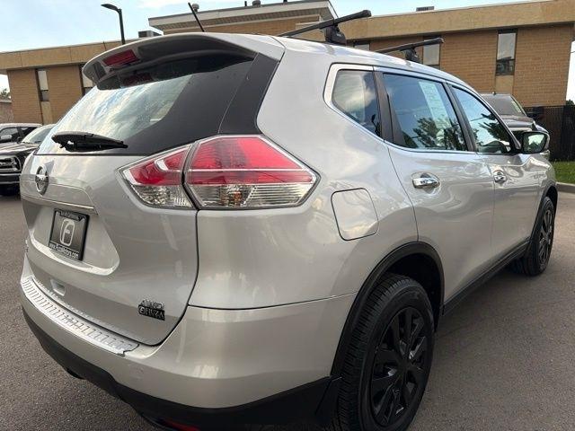 Nissan Rogue  2015