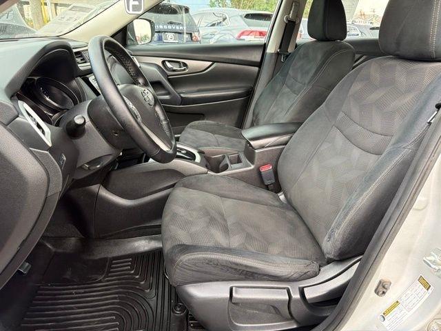 Nissan Rogue  2015