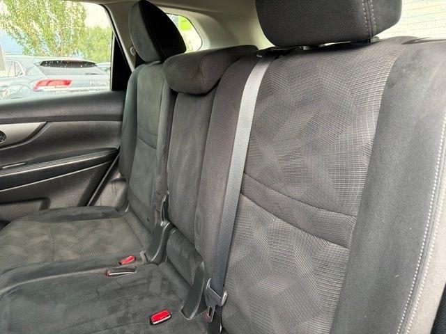 Nissan Rogue  2015