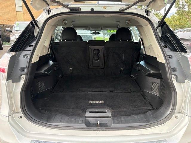 Nissan Rogue  2015